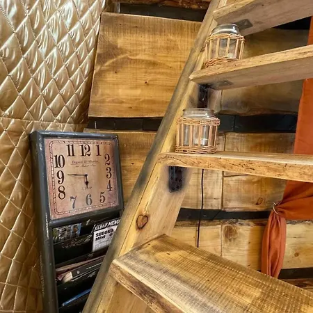 View Dome Sleeps 6 -hot Tub -fireplace *